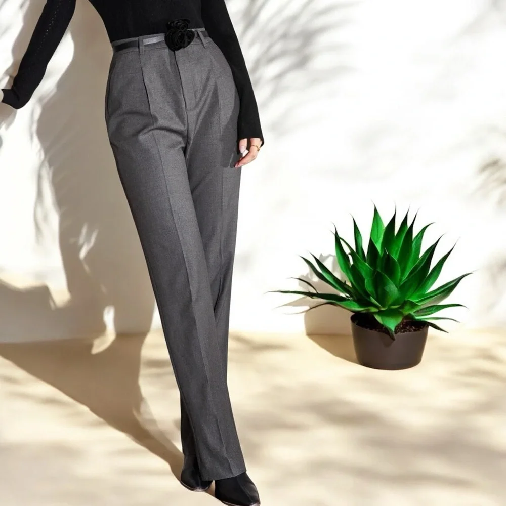Liz Claiborne Collection Wool Gray High-Waisted Trousers - Picture 3 of 16